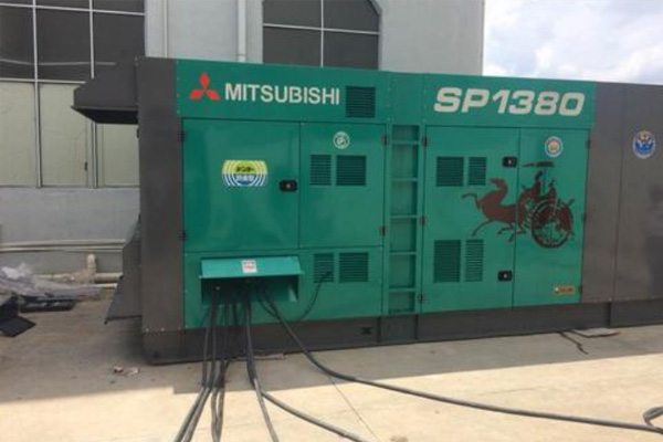 鹤山为什么有些柴油发电机组的输出电压可以调节？