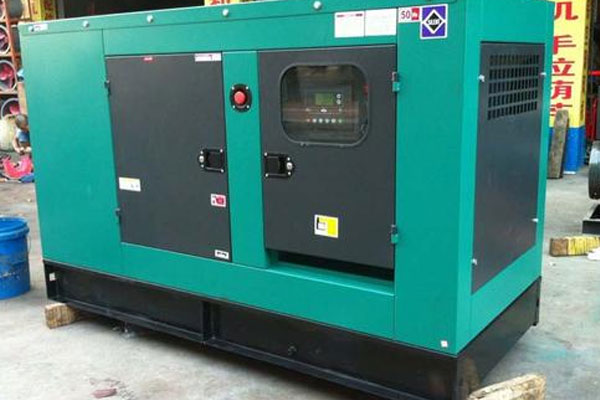 鹤山如何检查机油的使用时间？